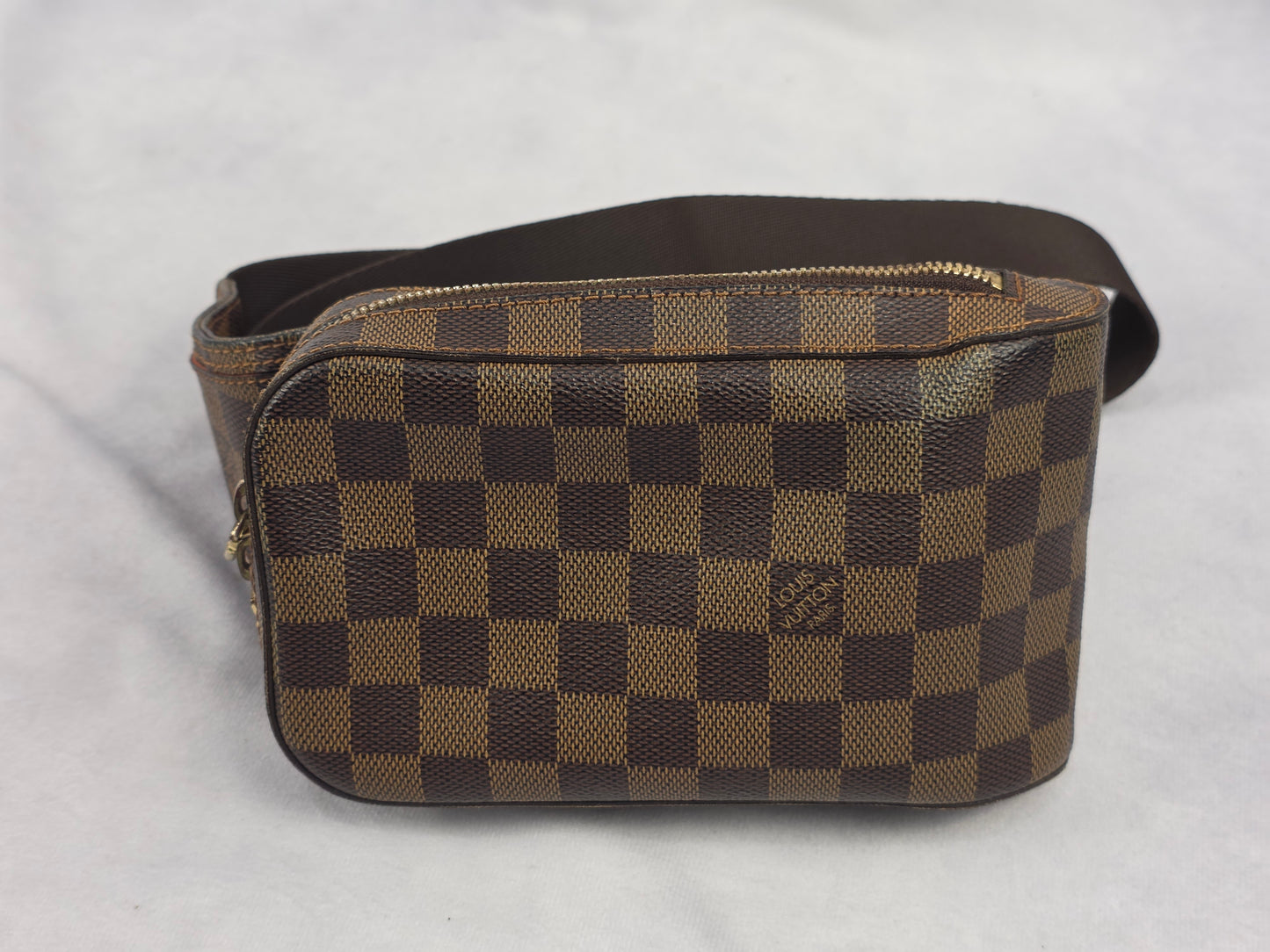 Louis Vuitton Vintage Damier Ebene Geronimos Body Bag (CA0074)