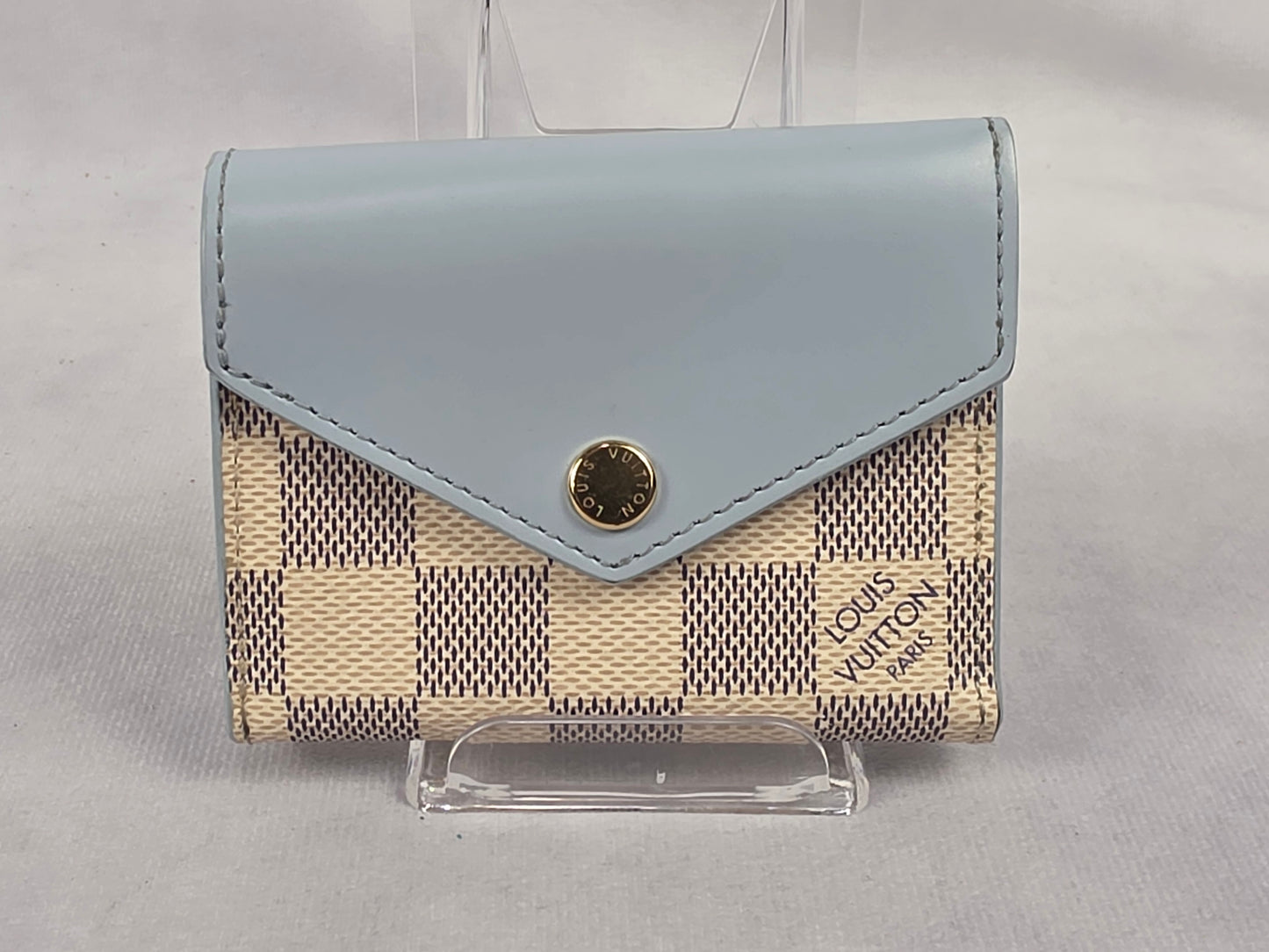 Louis Vuitton Damier Azur Canvas Zoé Wallet in Bleuet Light Blue