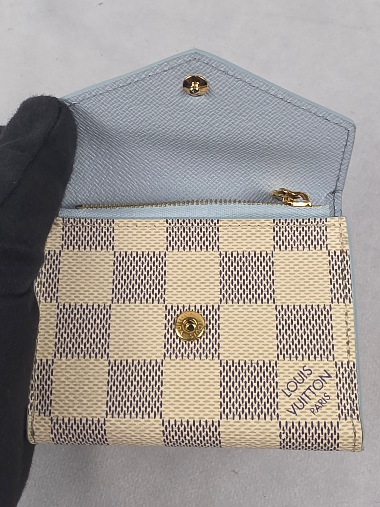 Louis Vuitton Damier Azur Canvas Zoé Wallet in Bleuet Light Blue