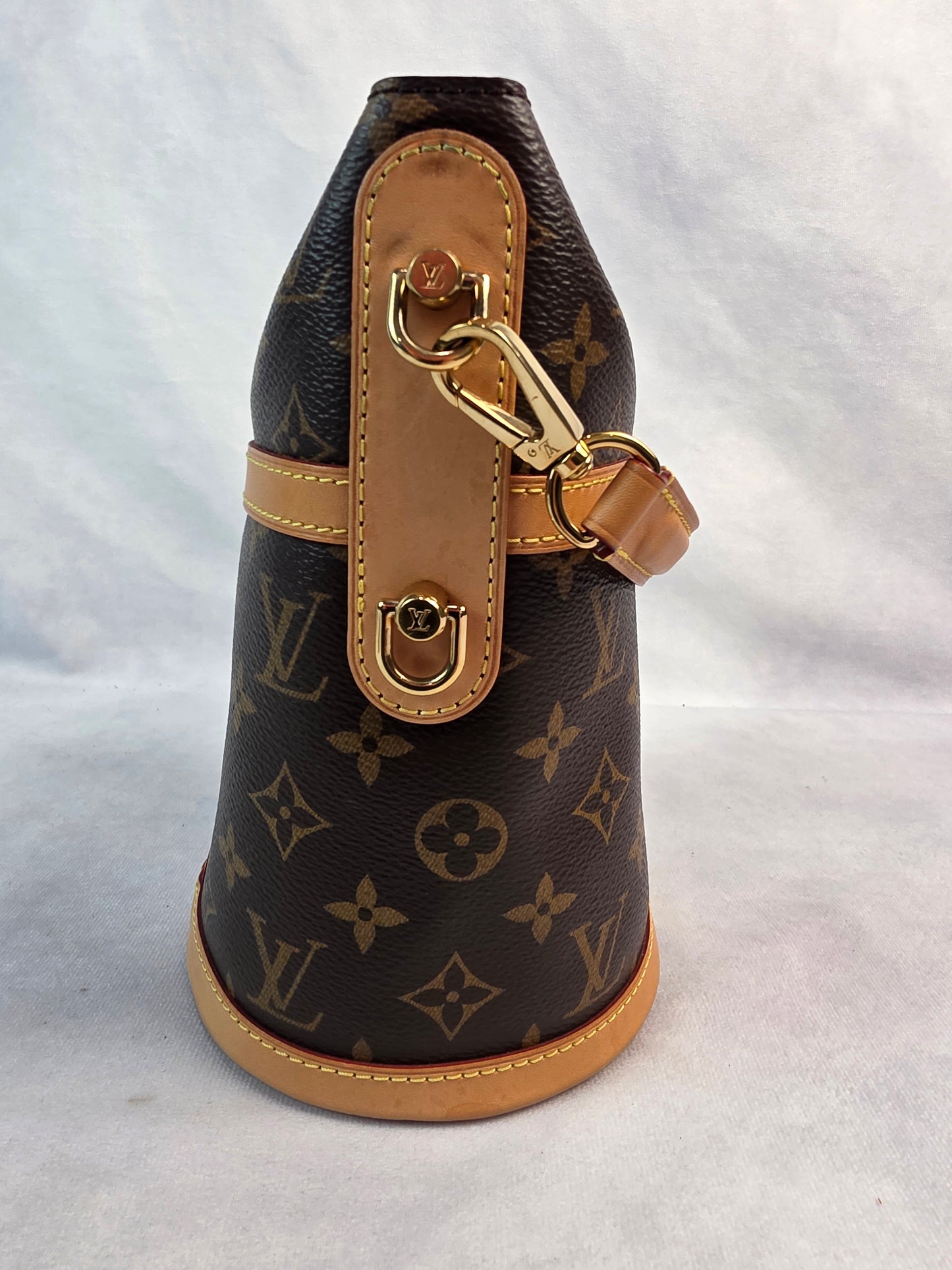Louis Vuitton Monogram Canvas Duffle Bag (Model Number: M43587)
