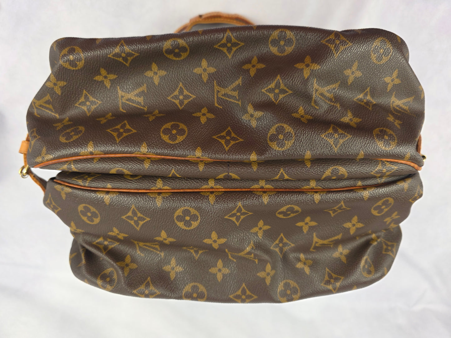 Louis Vuitton Monogram Saumur 35 Crossbody Messenger Bag, AR0935