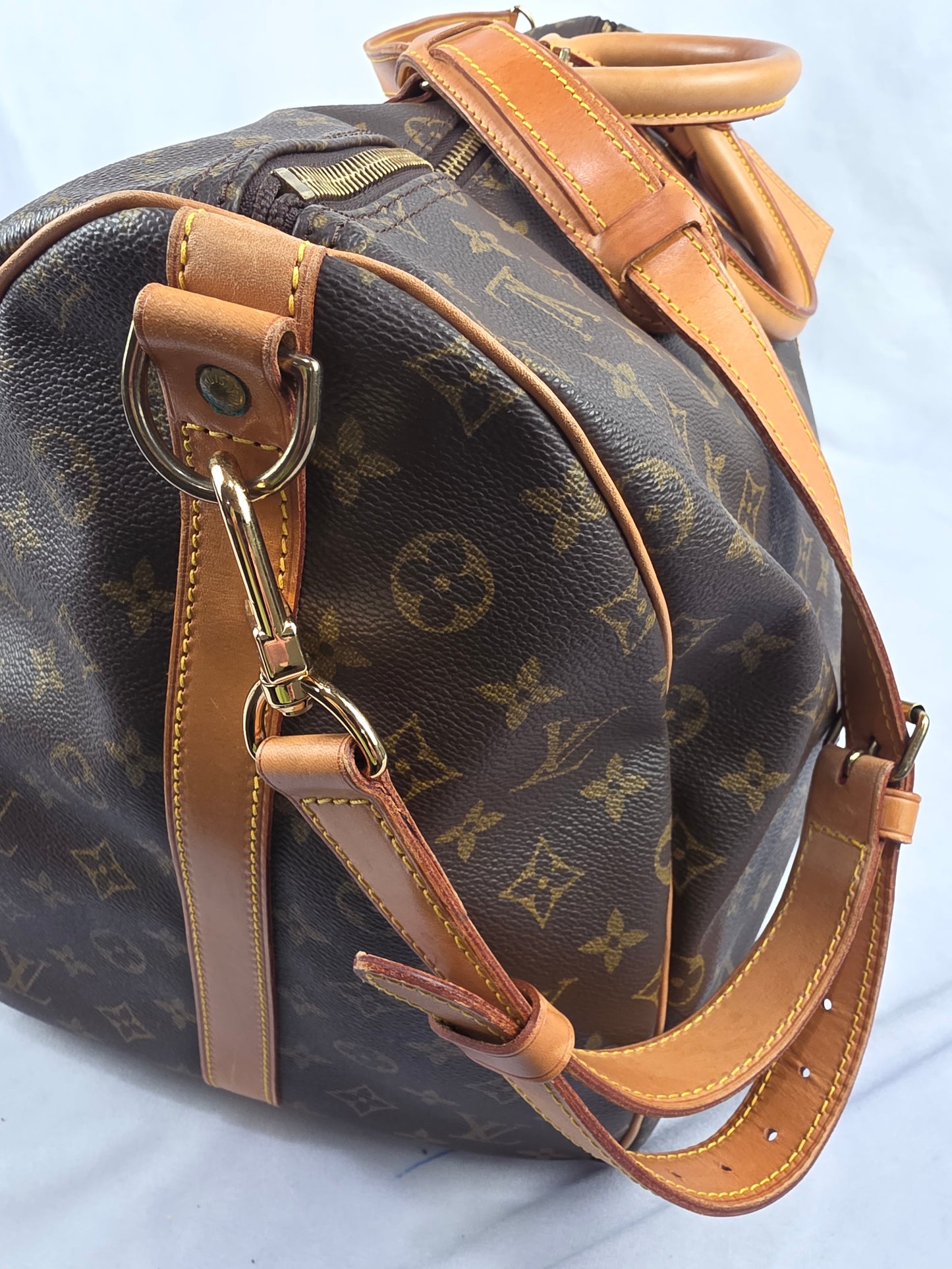 LOUIS VUITTON VINTAGE MONOGRAM KEEPALL 55 BANDOULIERE, VI1902