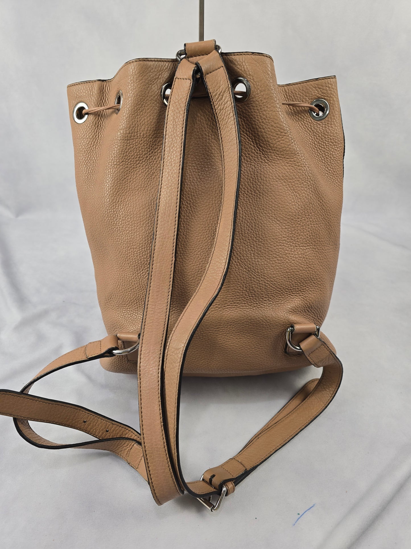 Gucci Soho Pebbled Leather Drawstring Backpack in Tan