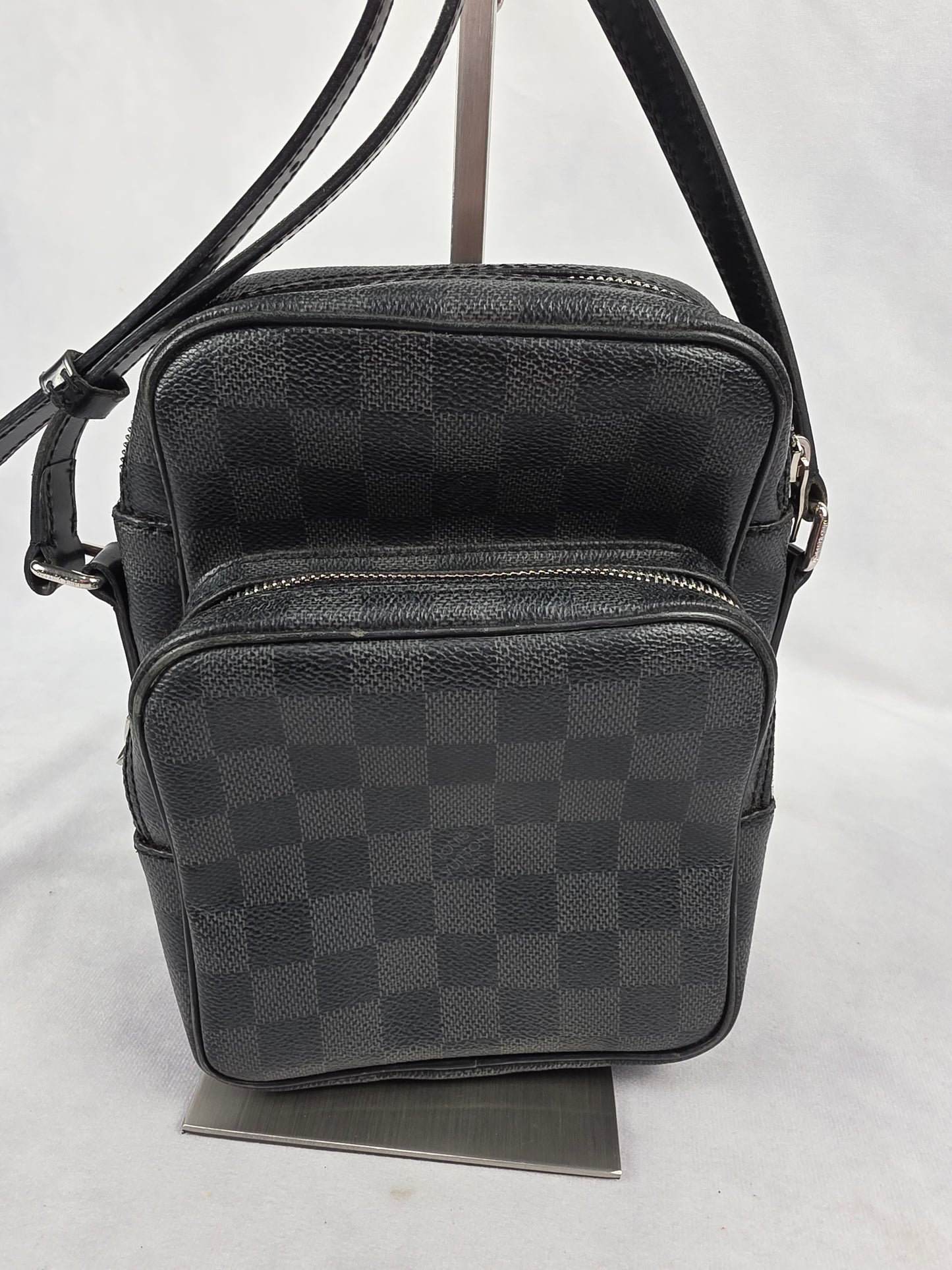 Louis Vuitton Damier Graphite Rem Crossbody Bag, TH2038