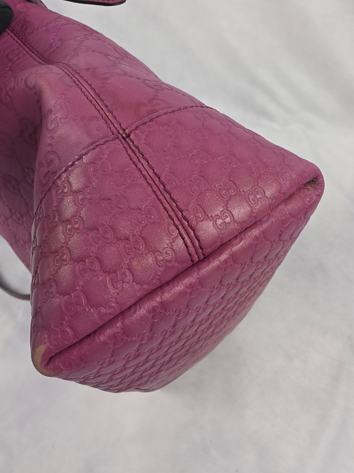 Gucci Medium Bree Convertible Fold Over Tote in Purple Guccissima Leather