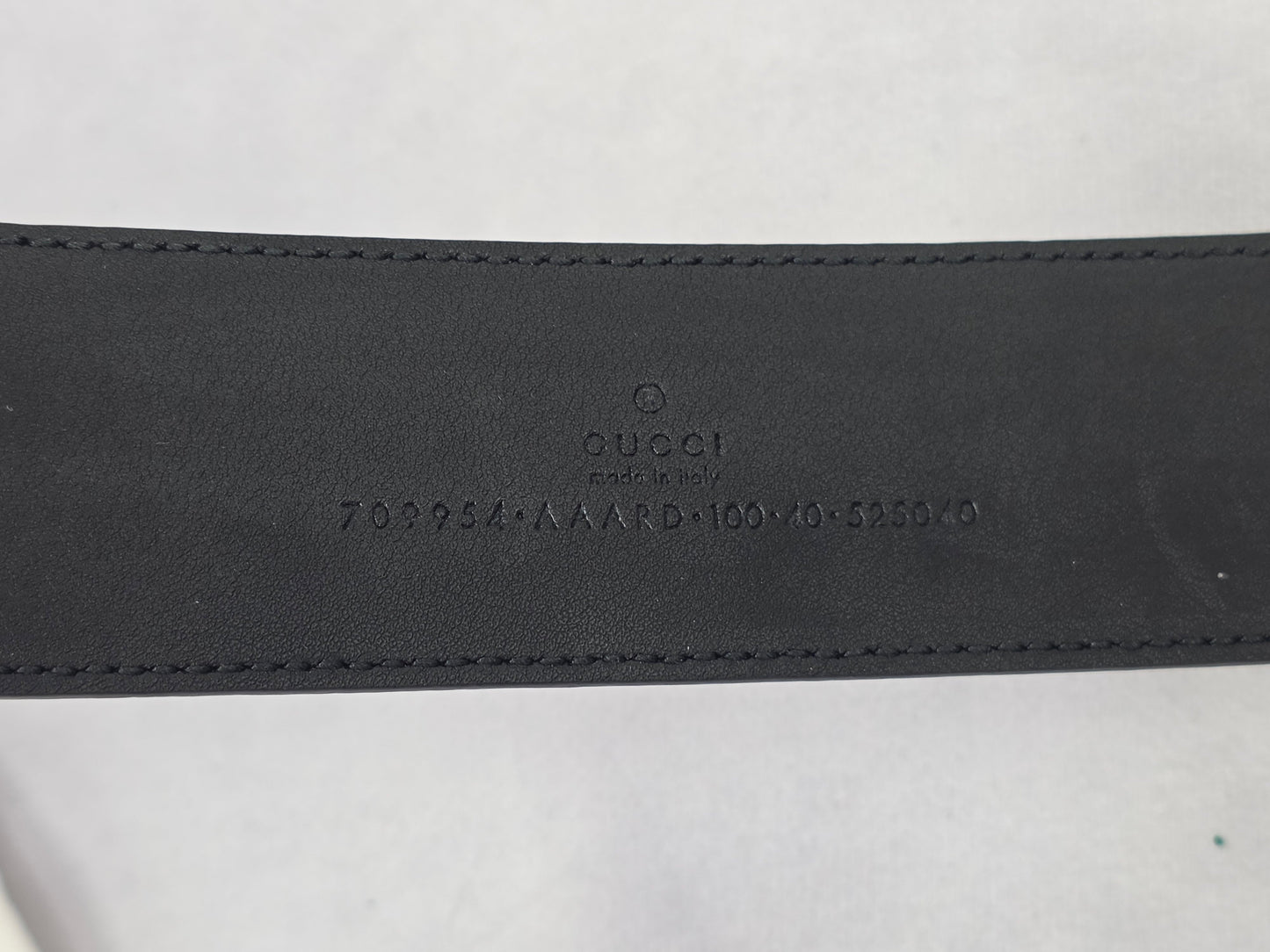 Gucci Polka Dot Leather Belt with Gold Memorable G Buckle (Size 100 cm - 40")))