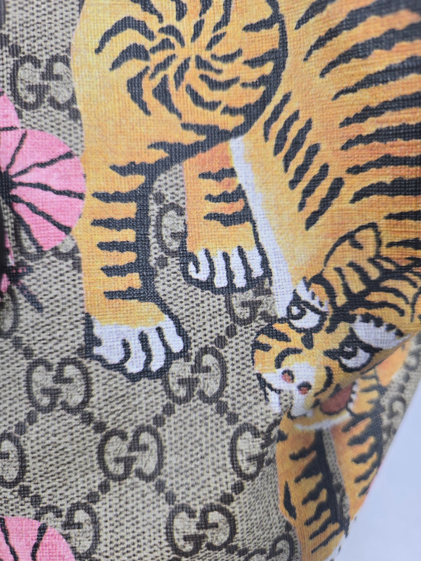 Gucci Soft GG Supreme Bengal Tote in Beige/Pink