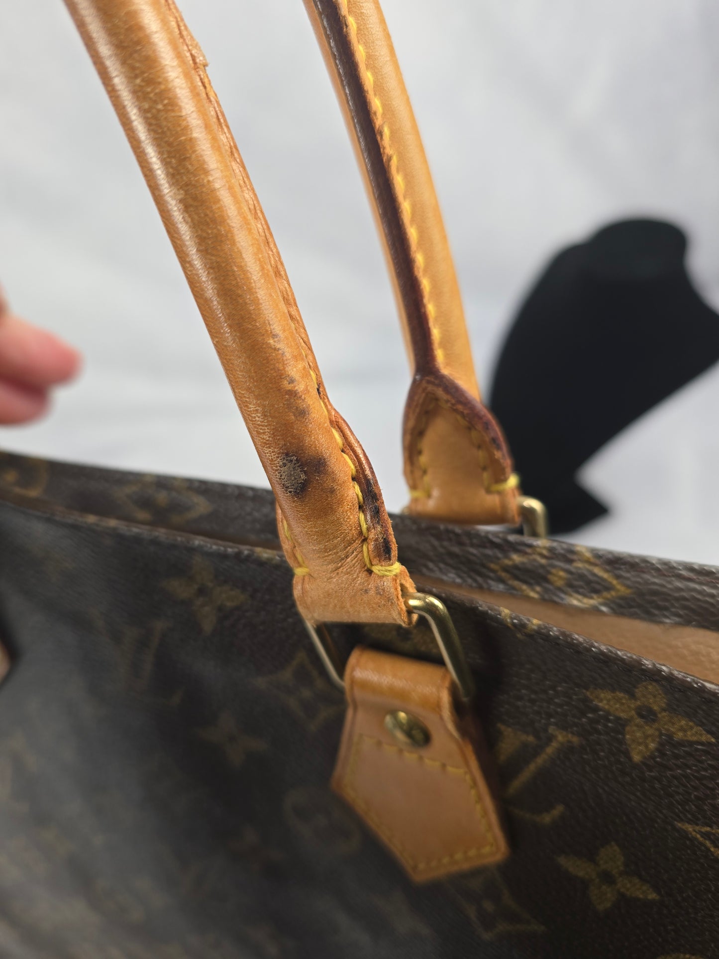 Louis Vuitton Monogram Sac Plat