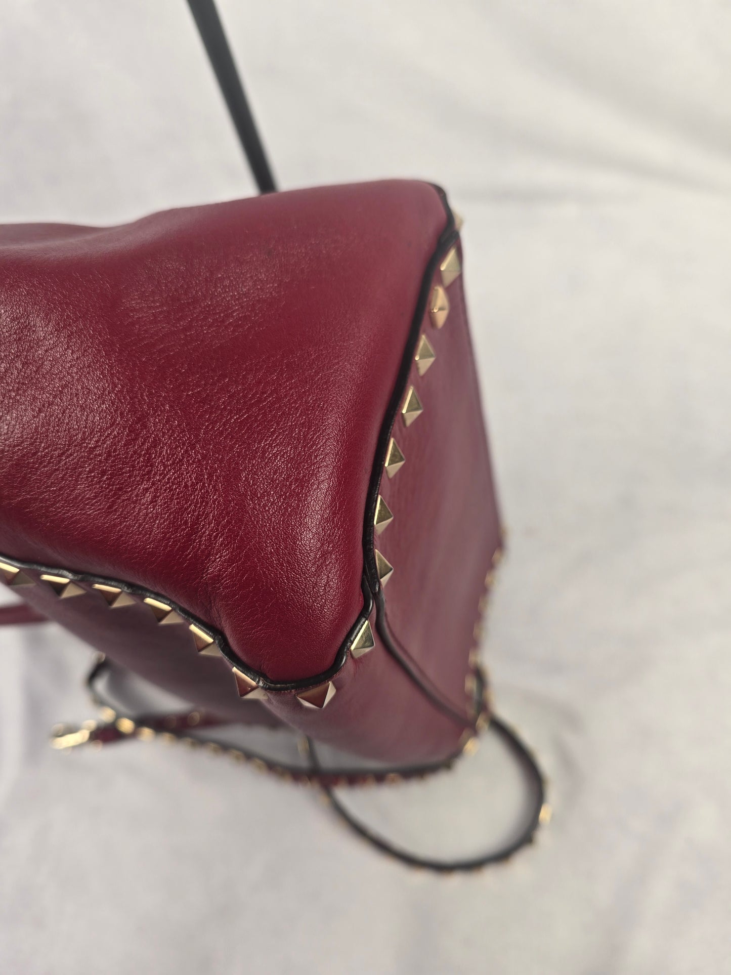Valentino Garavani Leather Rockstud Two Way Bag in Dark Red