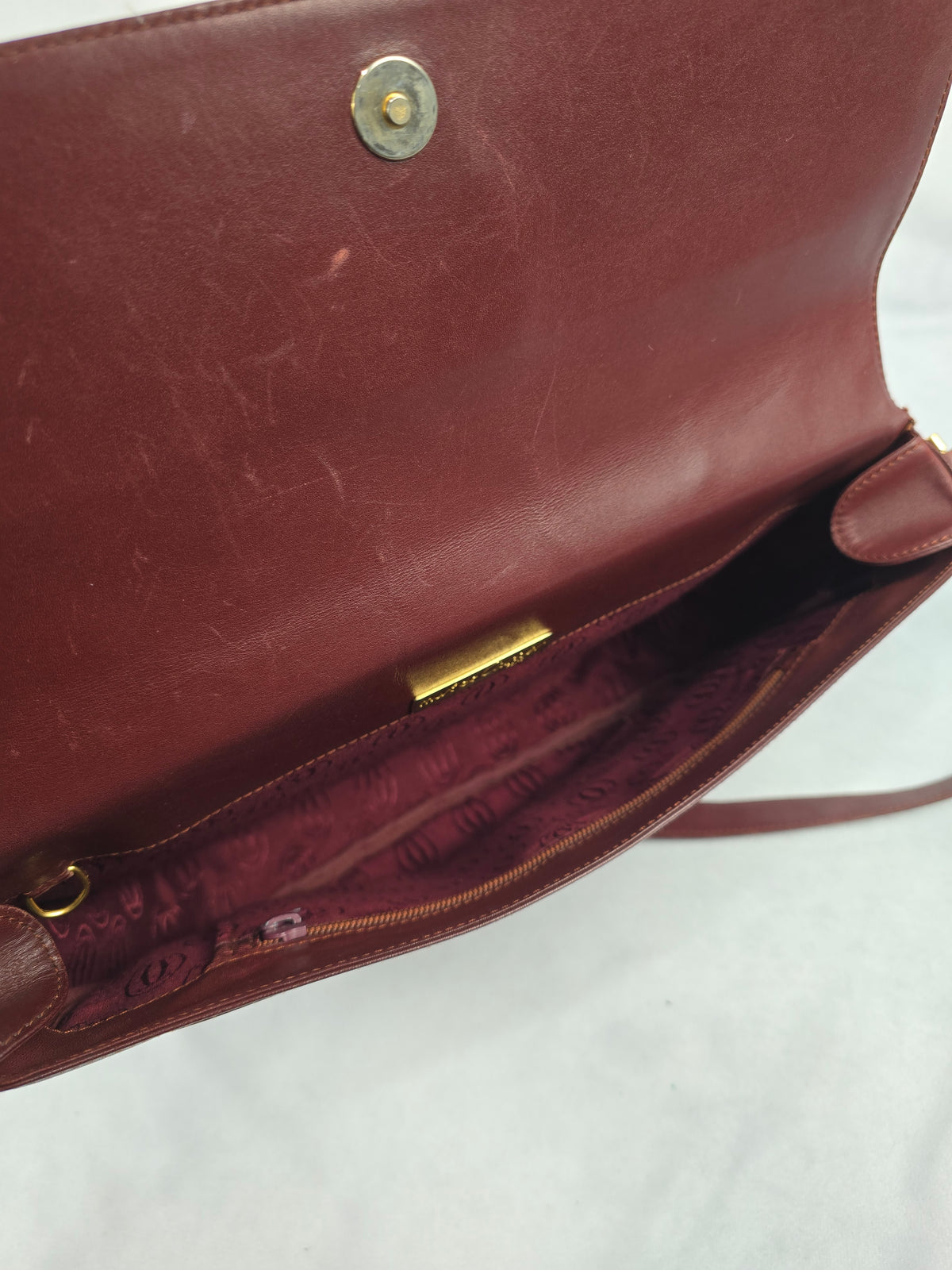 Cartier Must de Line Leather Saddle Shoulder Bag