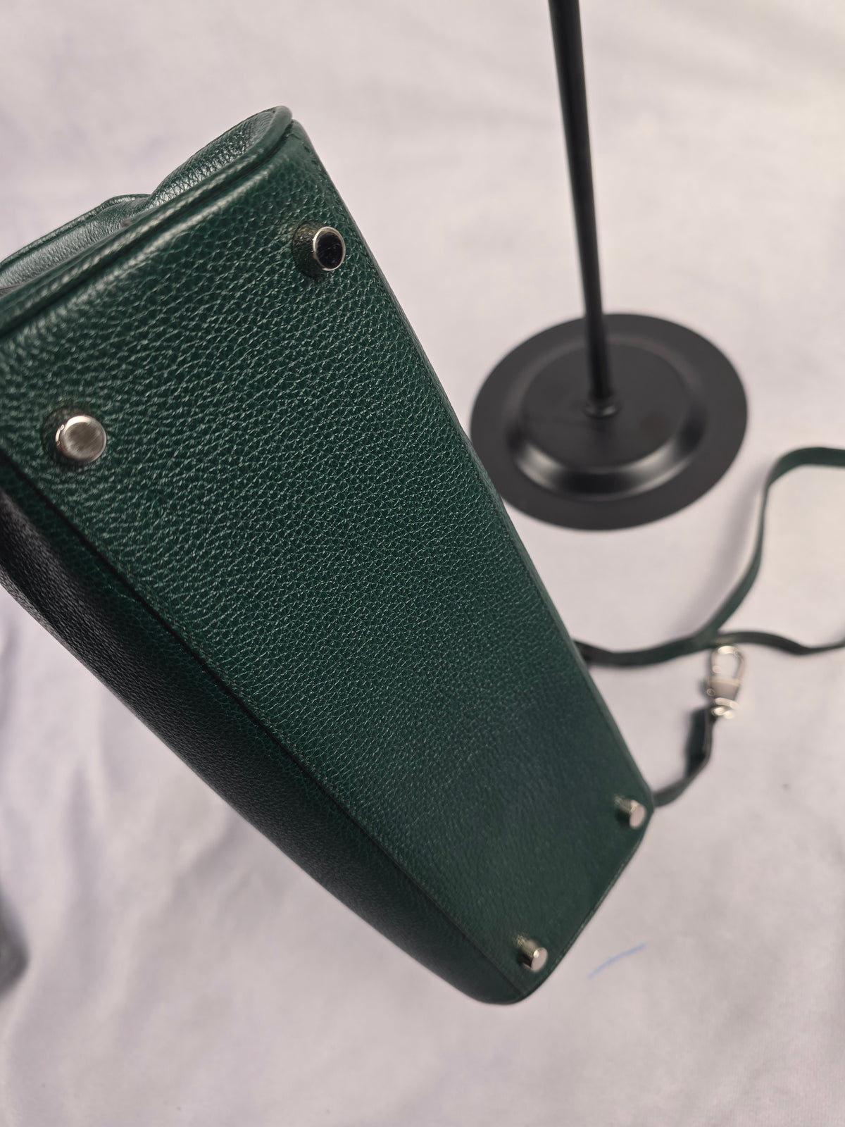 Gucci Grained Calfskin Small Zumi Two-Way Bag in Vintage Green