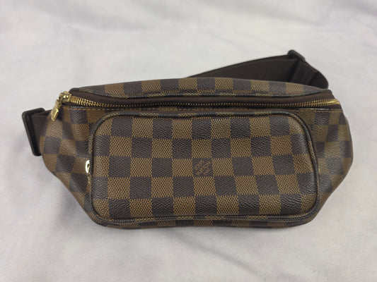 Louis Vuitton Damier Ebene Melville Bumbag, VI0077