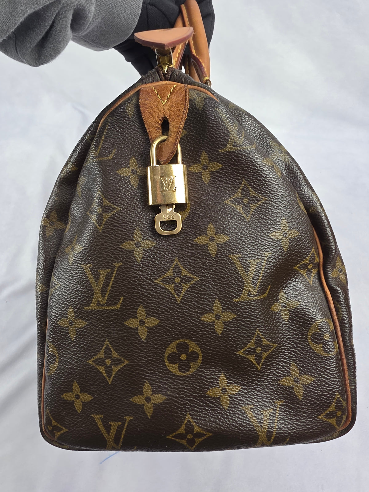 Louis Vuitton Vintage Monogram Canvas Speedy 30, AA0024