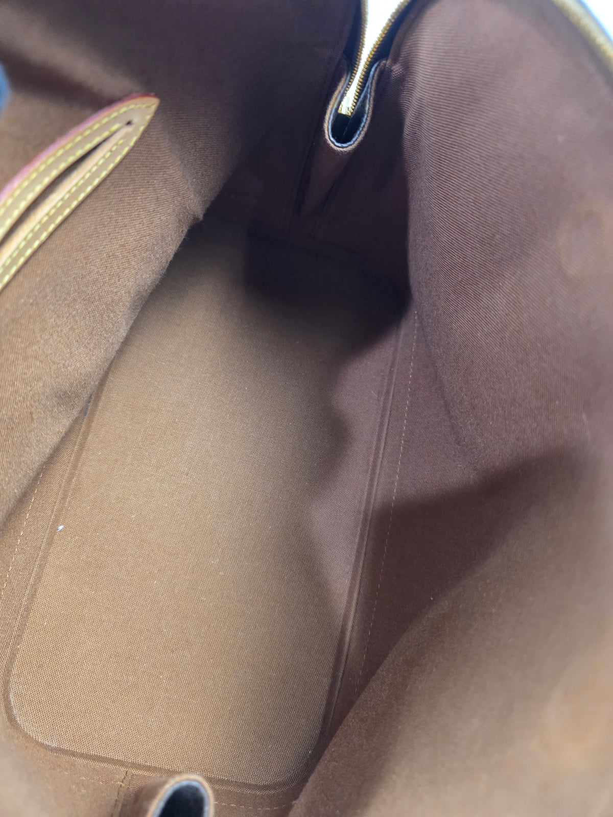 Louis Vuitton Monogram Alma PM Handbag, TH0918