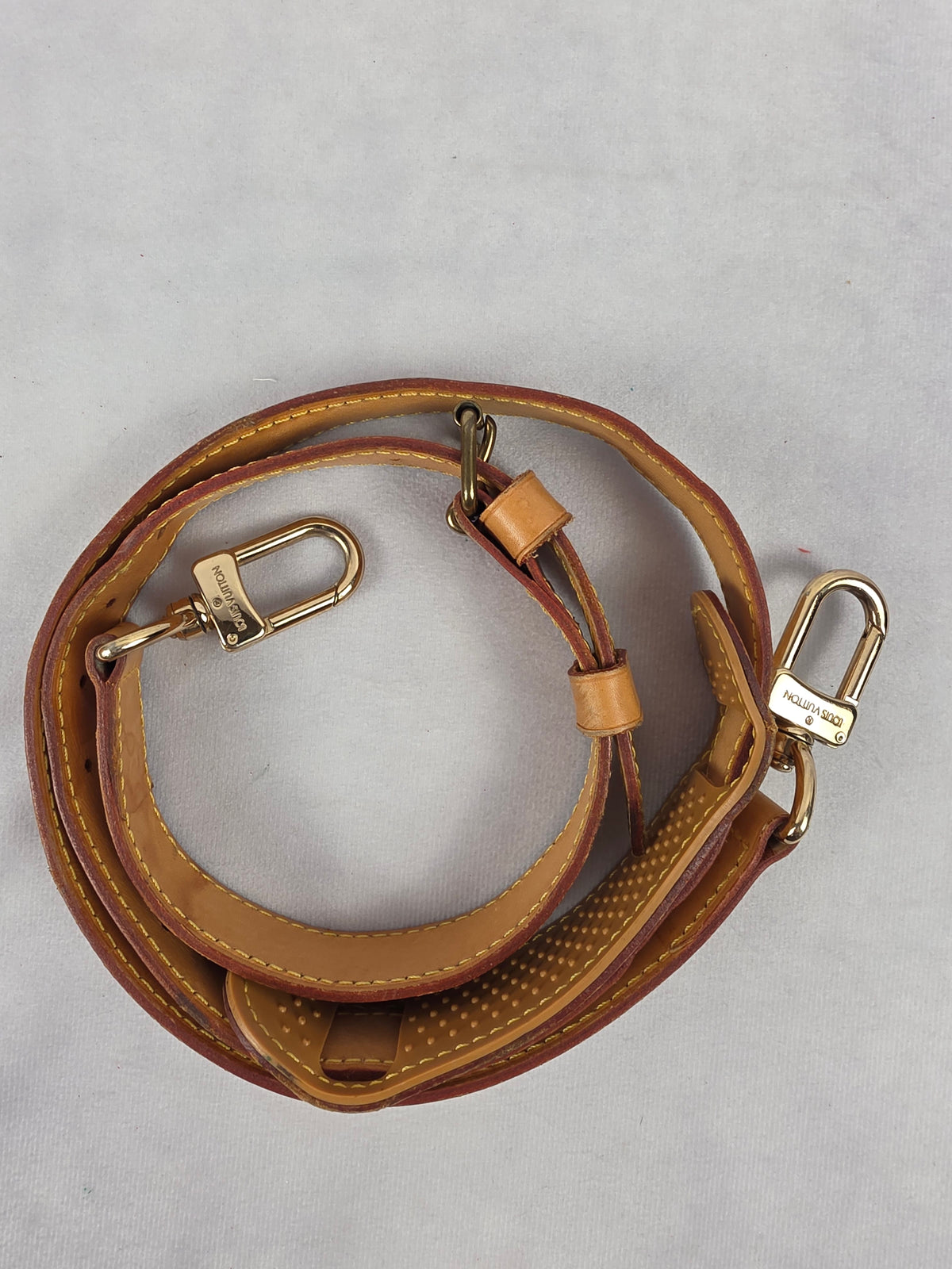 Louis Vuitton 1" Vachetta Leather Bandoulière Strap - 1 (47" Max Length)
