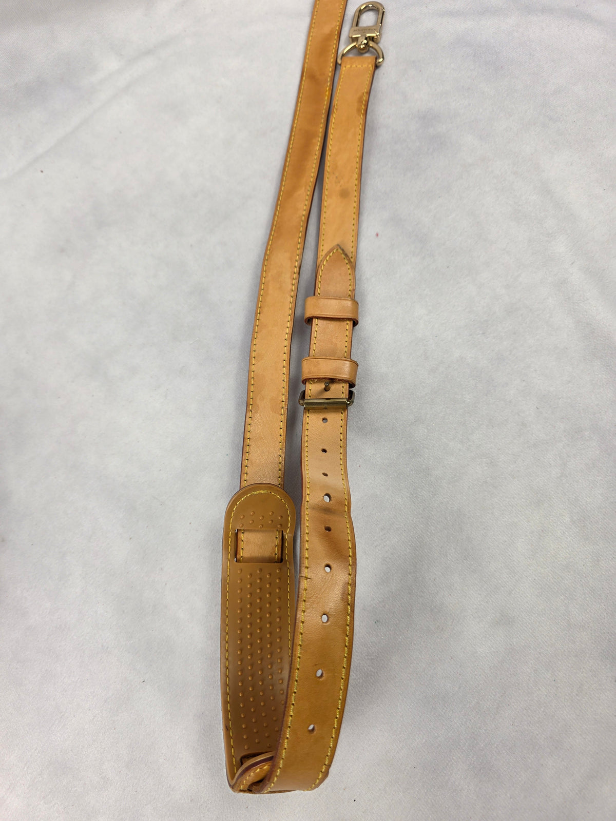 Louis Vuitton 1" Vachetta Leather Bandoulière Strap - 1 (47" Max Length)