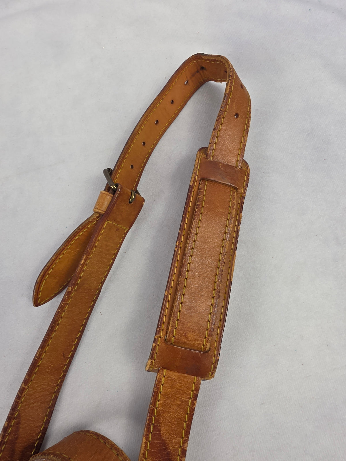 Louis Vuitton 1" Vachetta Leather Travel Shoulder Strap (43" Max Length)