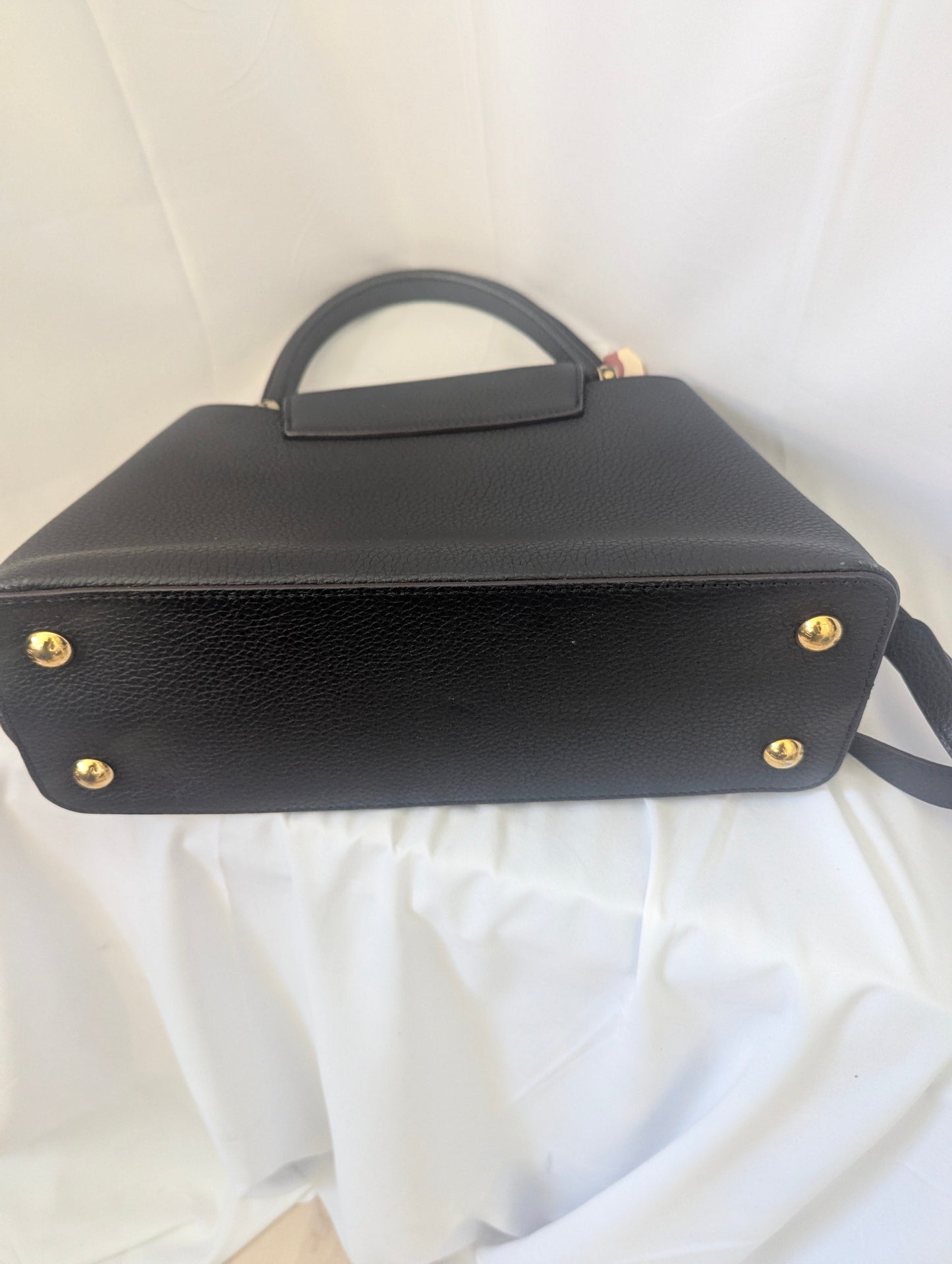 Louis Vuitton Black Capucines Leather Bag Gold LV