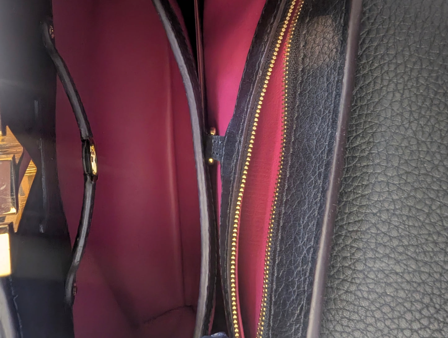 Louis Vuitton Black Capucines Leather Bag Gold LV