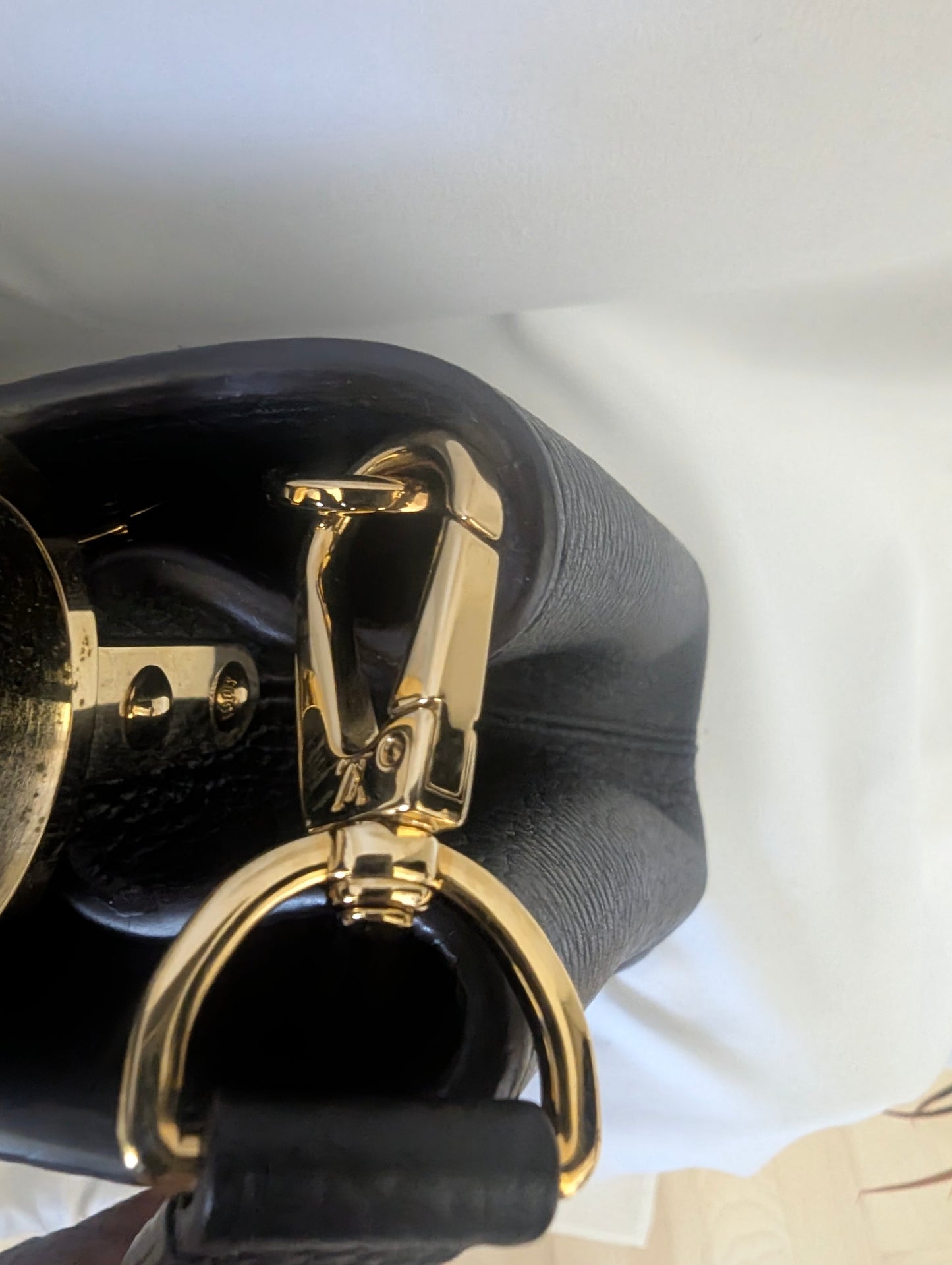 Louis Vuitton Black Capucines Leather Bag Gold LV