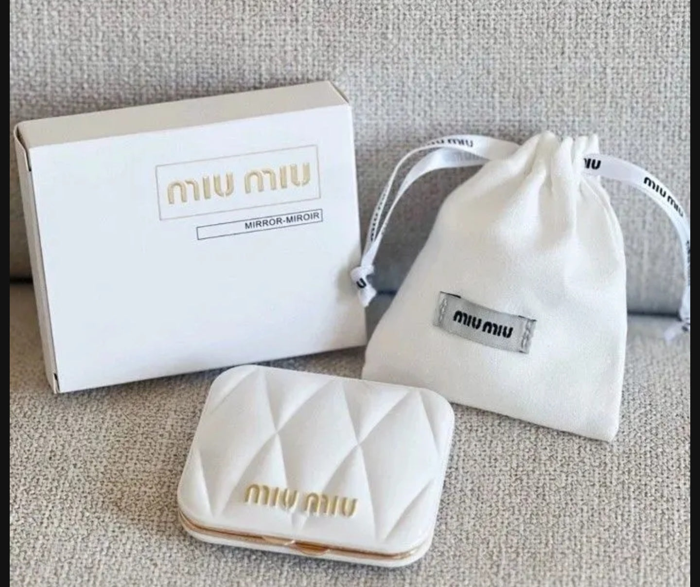 MIU MIU WHITE COMPACT MIRROR CASE
