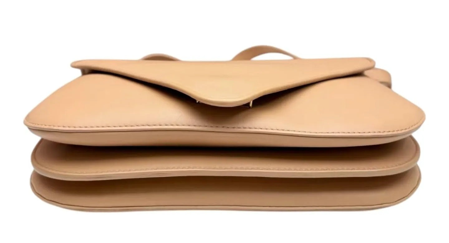 Bottega Veneta Mount Medium Envelope Chain Bag - Smooth Calfskin - Almond/Beige